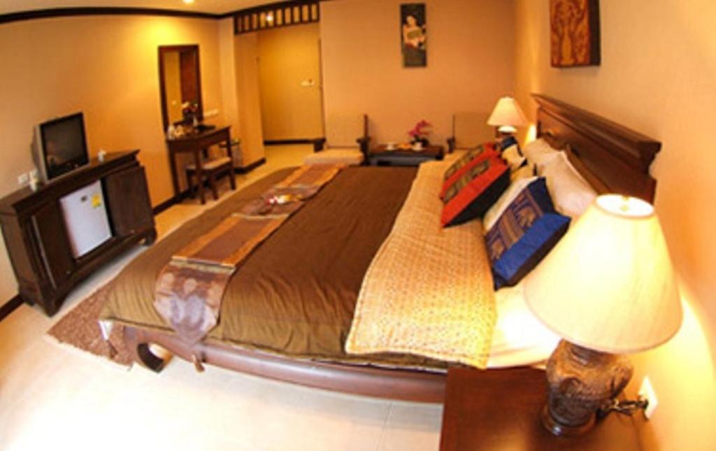 Hotel R-Con residencia Pattaya Habitación foto