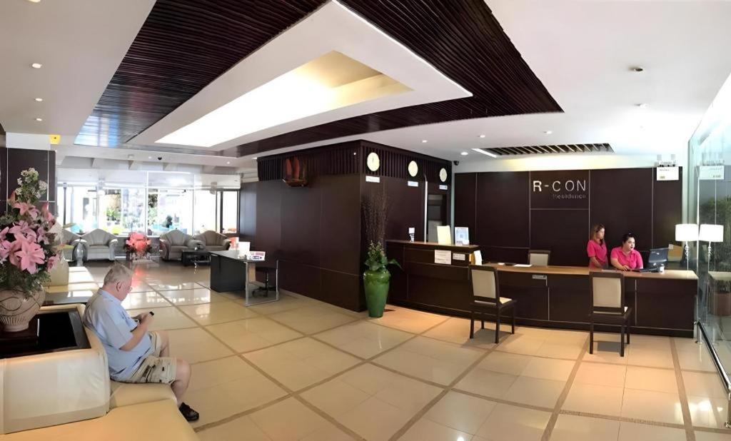 Hotel R-Con residencia Pattaya Exterior foto
